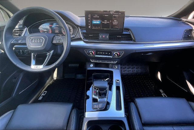Certified 2024 Audi Q5 2.0T Premium Plus w/ Premium Plus Package AWD/4WD image 7