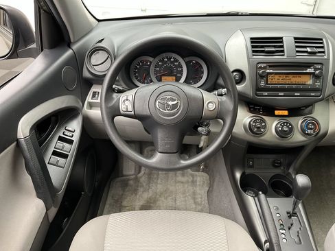 Used 2012 Toyota RAV4 4WD w/ Upgrade Value Pkg image 10