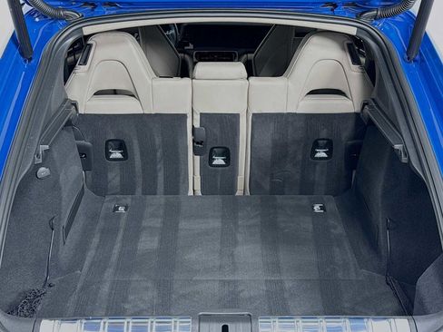 Used 2025 Porsche Panamera image 27