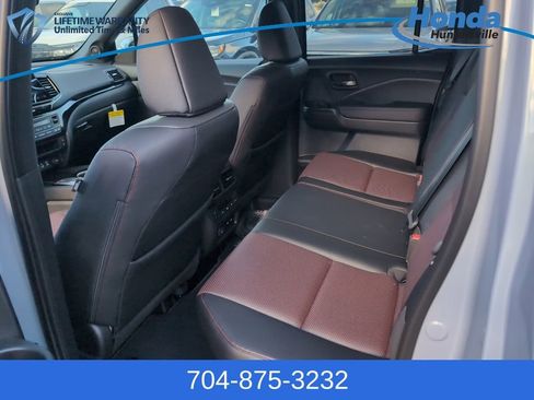 New 2026 Honda Ridgeline Black Edition image 15