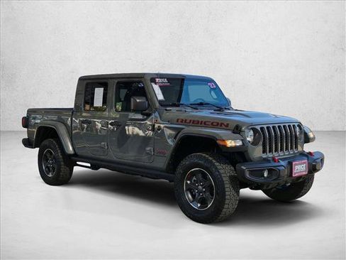 Used 2023 Jeep Gladiator Rubicon w/ Cold Weather Group AWD/4WD image 3
