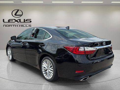 Used 2016 Lexus ES 350 w/ Luxury Package w/Wood Trim FWD image 8