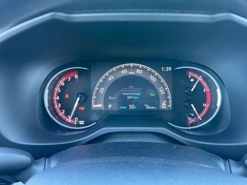 Used 2024 Toyota RAV4 XLE image 9