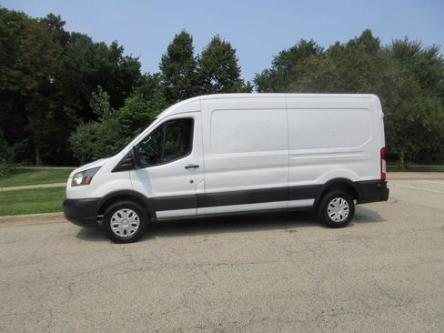 Used 2016 Ford Transit 250 148 Medium Roof RWD image 25
