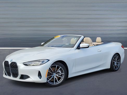Used 2022 BMW 430i Convertible image 1
