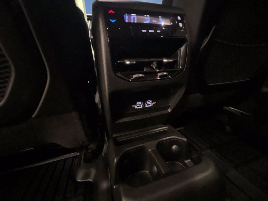 Certified 2023 Jeep Grand Cherokee L Laredo RWD image 29