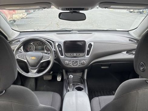 Used 2016 Chevrolet Malibu LT image 13