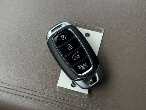 Used 2020 Hyundai Santa Fe Limited w/ Cargo Package image 41