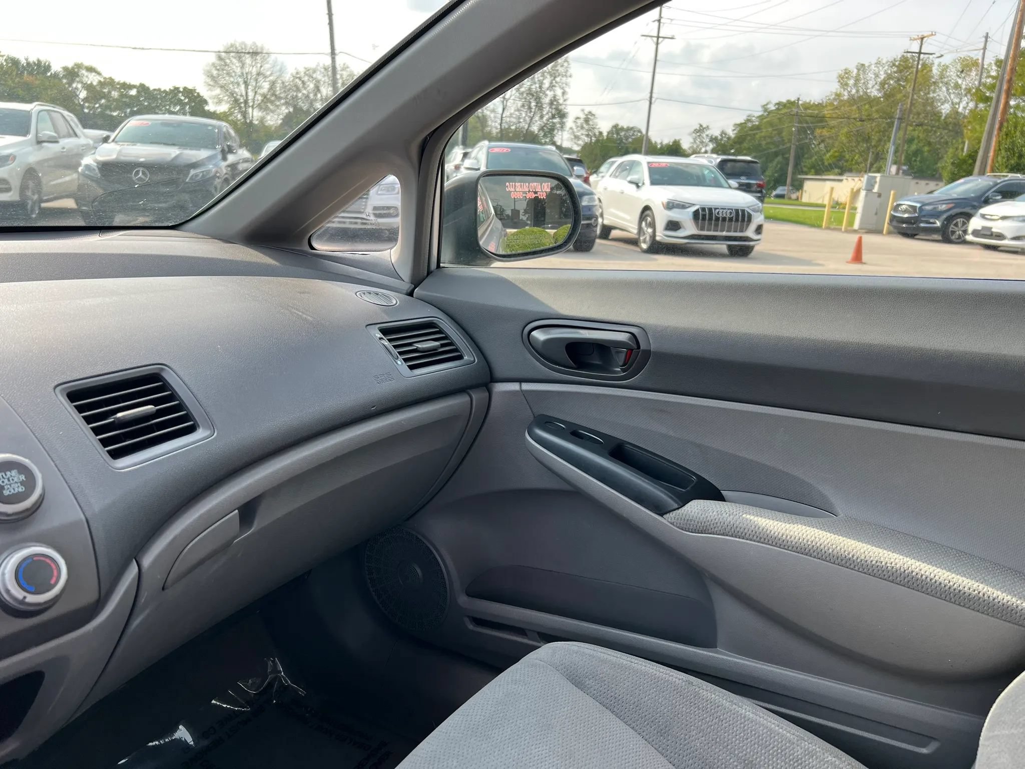 Used 2010 Honda Civic DX-VP image 19