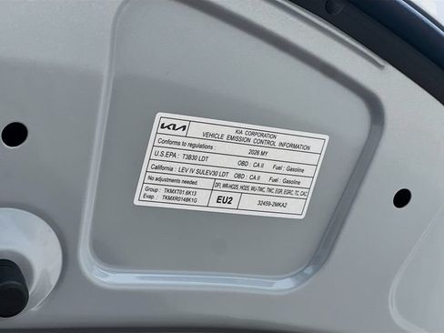 New 2026 Kia Carnival SX w/ SX Dark Edition Package FWD image 33