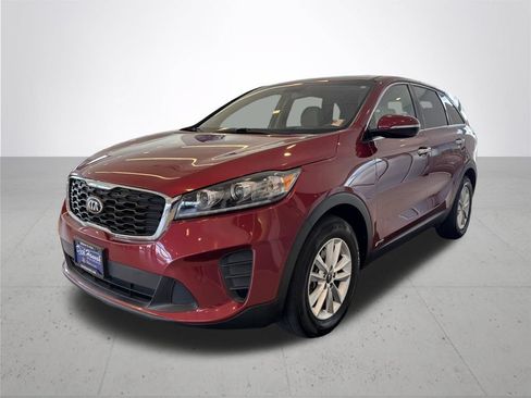 Used 2019 Kia Sorento AWD V6 image 2