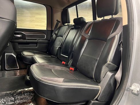 Used 2022 RAM 2500 Laramie AWD/4WD image 16