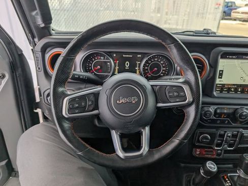 Used 2021 Jeep Gladiator Mojave image 11