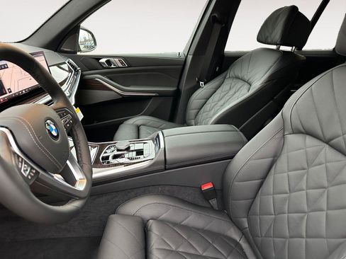 Used 2026 BMW X5 xDrive40i image 13