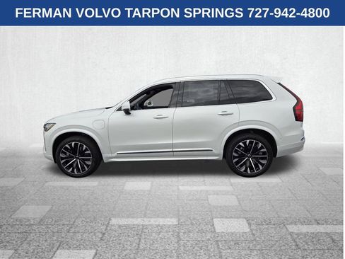 New 2026 Volvo XC90 T8 Plus w/ Protection Package Premier image 5