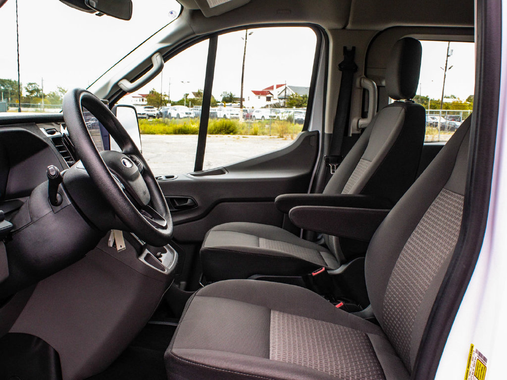 Used 2025 Ford Transit 350 XLT RWD image 28