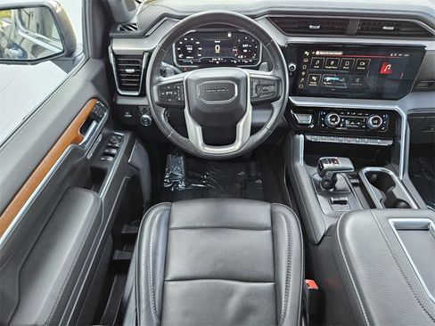 Used 2022 GMC Sierra 1500 Denali w/ Technology Package image 13
