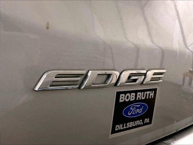 Used 2020 Ford Edge SE FWD image 13