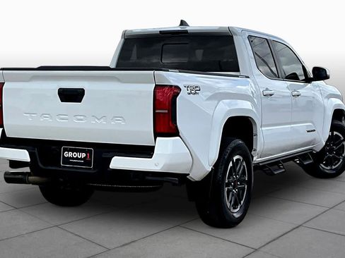 Used 2024 Toyota Tacoma TRD Sport w/ TRD Sport Upgrade Package image 13