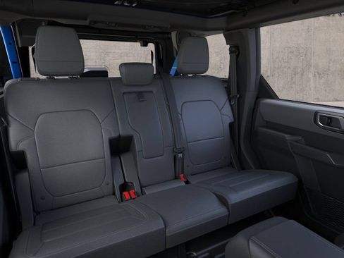 New 2025 Ford Bronco Big Bend w/ Black Diamond Package AWD/4WD image 11