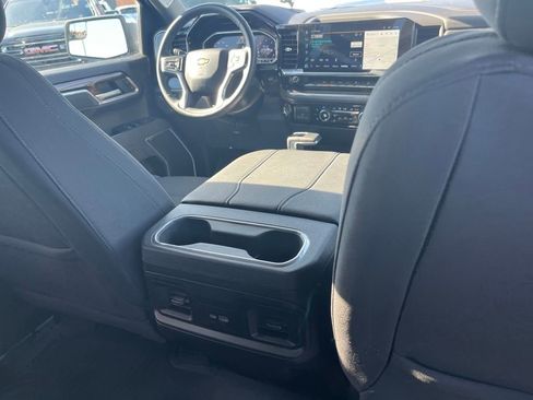 Used 2025 Chevrolet Silverado 1500 LT image 27