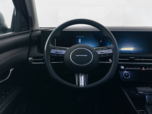 Used 2025 Hyundai Tucson SEL image 18