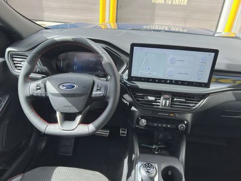 Used 2023 Ford Escape ST-Line w/ Tech Pack #1 image 13