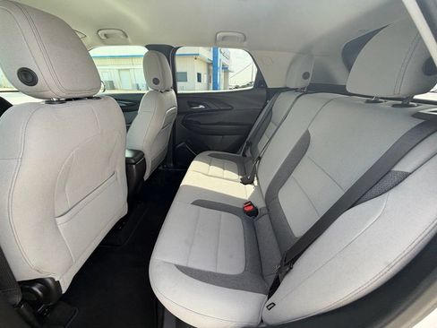 Used 2025 Chevrolet TrailBlazer LT FWD image 23