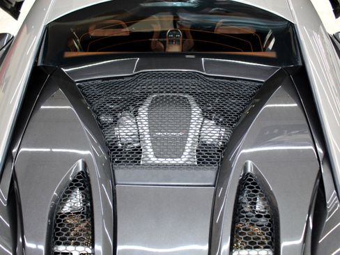 Used 2017 McLaren 570S Coupe image 10