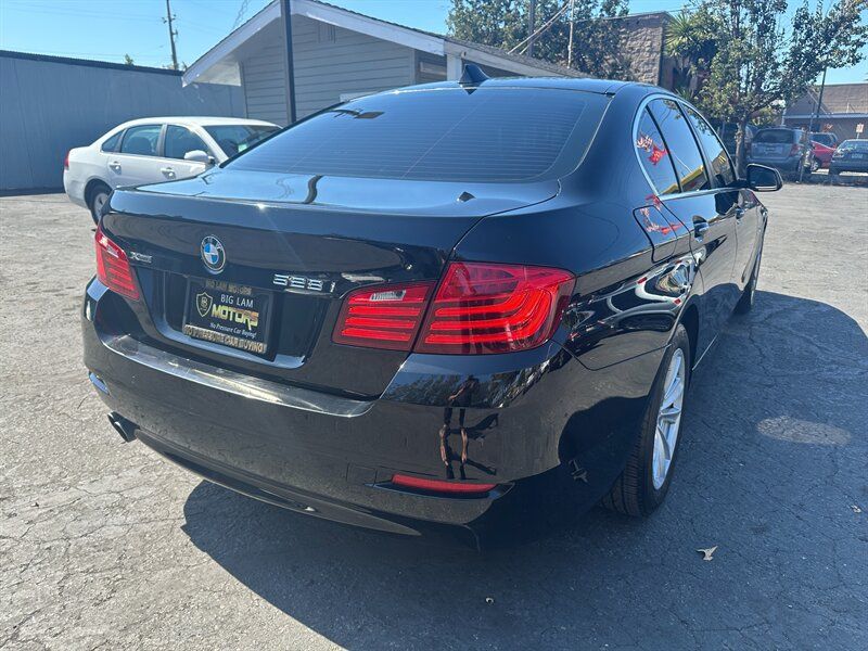 Used 2015 BMW 528i xDrive Sedan AWD/4WD image 5