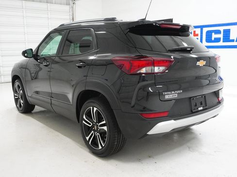 Used 2026 Chevrolet TrailBlazer LT w/ Driver Confidence Package FWD image 9