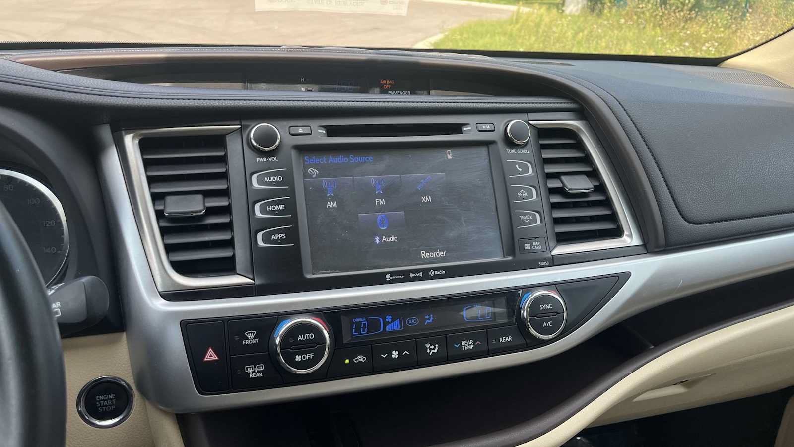 Used 2016 Toyota Highlander XLE w/ Protection Package #3 AWD/4WD image 43