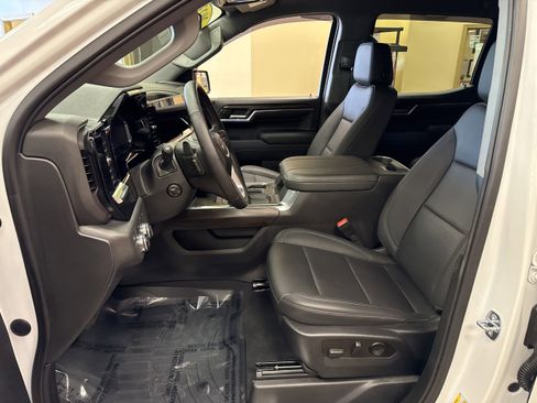 Used 2023 GMC Sierra 1500 SLT w/ SLT Premium Package image 6