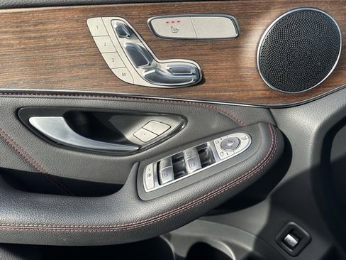 Certified 2022 Mercedes-Benz GLC 43 AMG 4MATIC image 17