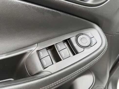 Certified 2023 Buick Encore GX Preferred FWD image 15