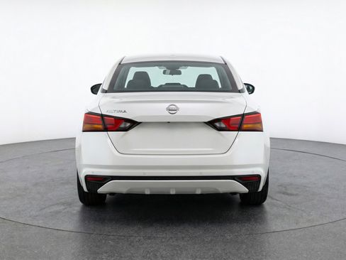 Used 2025 Nissan Altima 2.5 SV image 7
