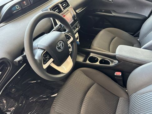 Used 2017 Toyota Prius Two w/ Carpet Mat Package FWD image 10