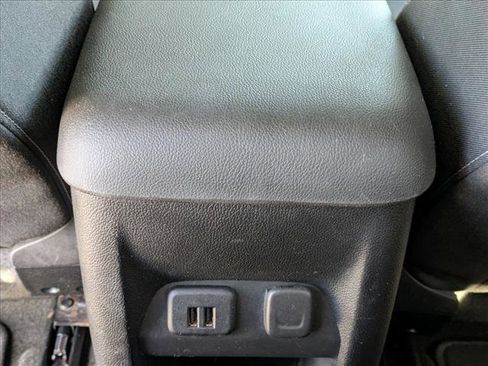 Used 2015 Chevrolet Colorado LT w/ LT Convenience Package image 16