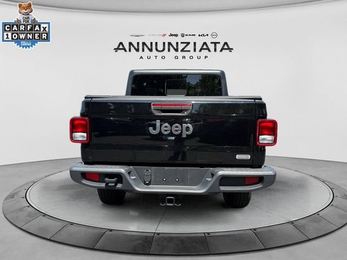 Used 2022 Jeep Gladiator Overland w/ Popular Equipment Package AWD/4WD image 4
