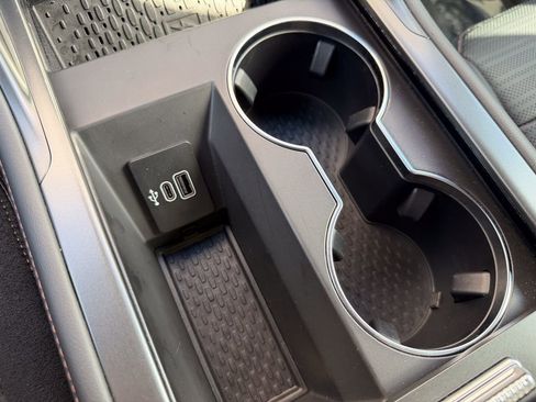 Used 2024 Lincoln Nautilus Reserve w/ Jet Appearance Package (87T) image 30