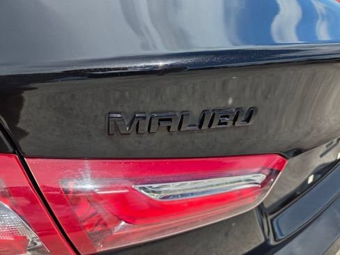 Used 2021 Chevrolet Malibu LT w/ Midnight Edition FWD image 11