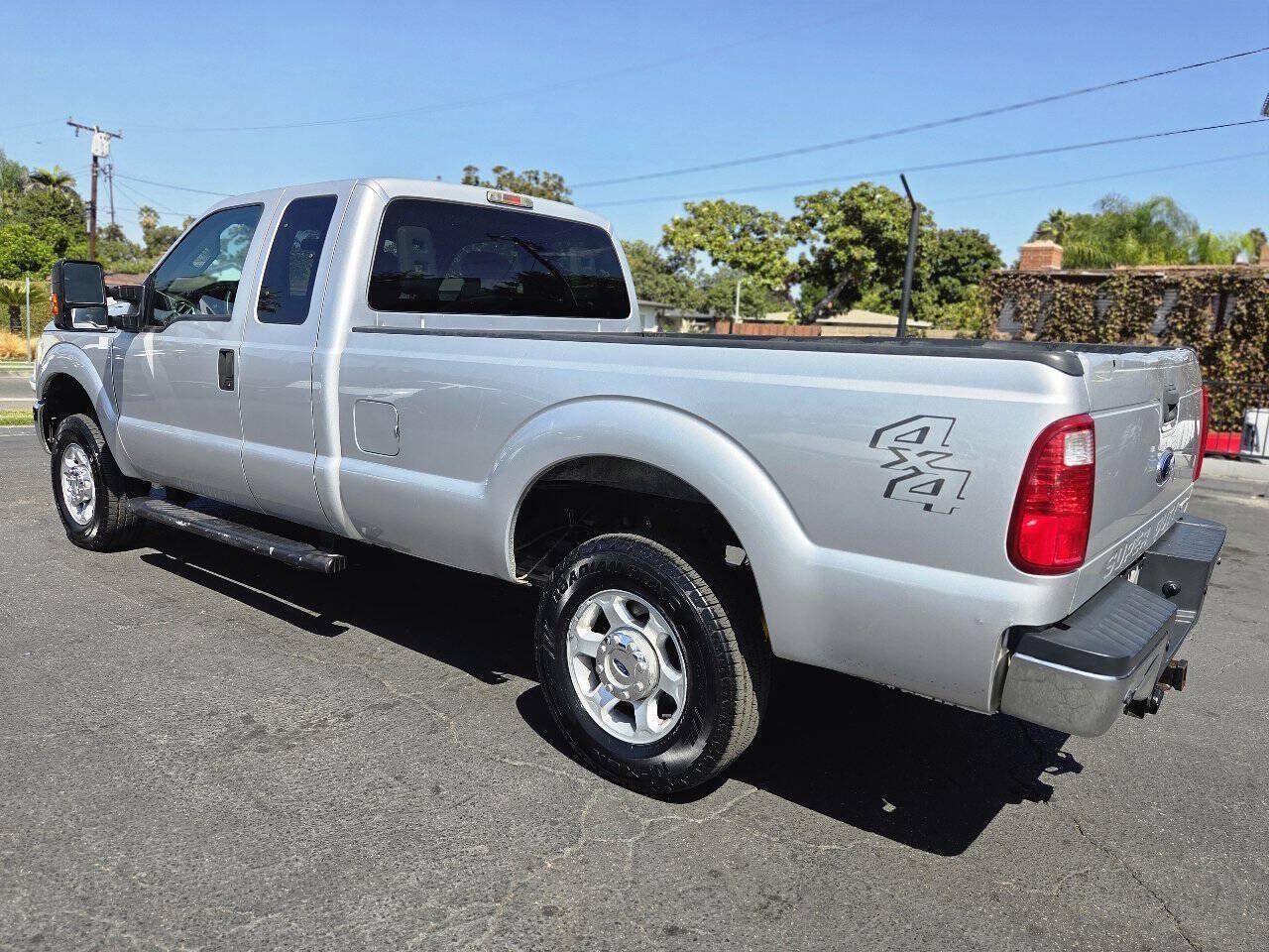 Used 2014 Ford F250 XLT w/ Camper Package AWD/4WD image 31