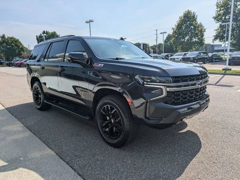 Used 2022 Chevrolet Tahoe Z71 w/ Luxury Package AWD/4WD image 10