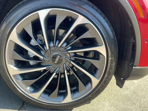 Used 2020 Lincoln Aviator Reserve w/ Equipment Group 202A image 34