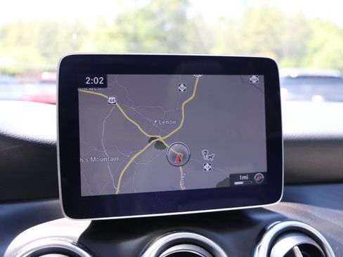 Used 2019 Mercedes-Benz GLA 250 image 23