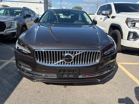 Used 2025 Volvo S90 B6 Plus AWD/4WD image 1