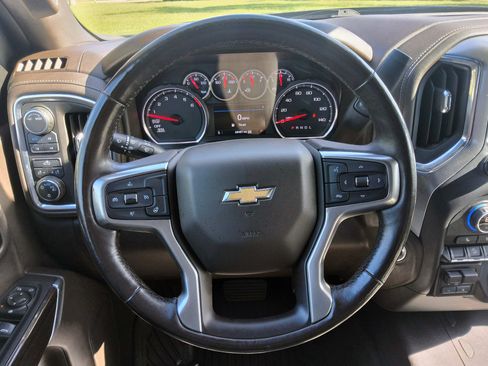 Used 2020 Chevrolet Silverado 1500 LT w/ All-Star Edition AWD/4WD image 7