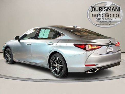 Certified 2022 Lexus ES 350 w/ Premium Package image 6
