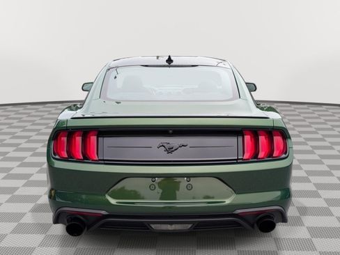 Used 2022 Ford Mustang Coupe w/ Black Accent Package RWD image 4