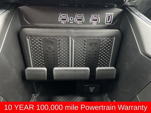 New 2026 RAM 1500 Laramie AWD/4WD image 34